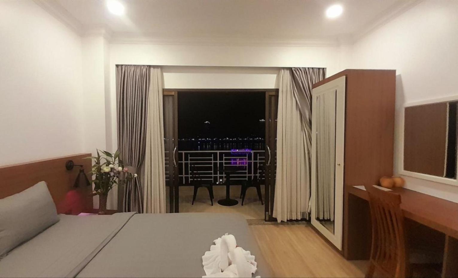 4 Rivers Hotel Phnom Penh Exterior foto