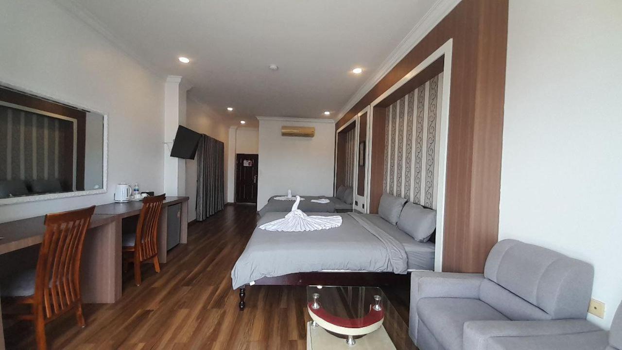 4 Rivers Hotel Phnom Penh Exterior foto