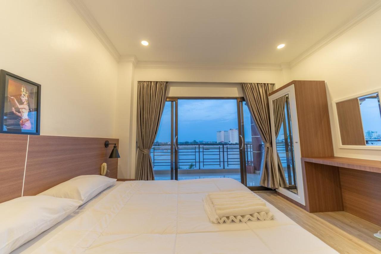 4 Rivers Hotel Phnom Penh Exterior foto