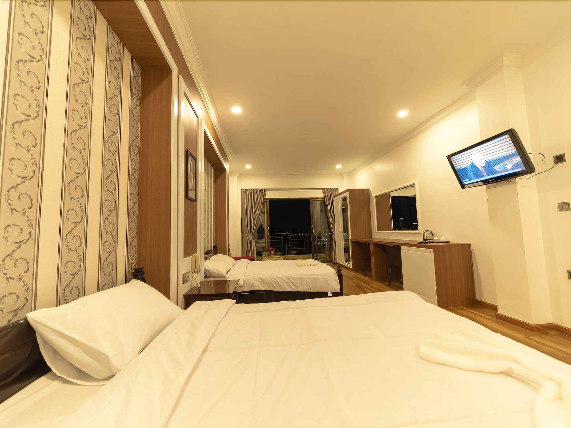 4 Rivers Hotel Phnom Penh Exterior foto